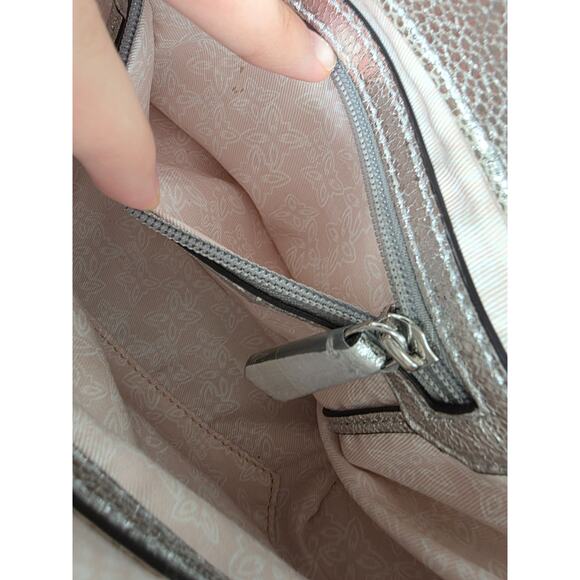 BCBGeneration Metallic Silver Crossbody Bag With Adjustable Strap Magnetic Close - Picture 7 of 12